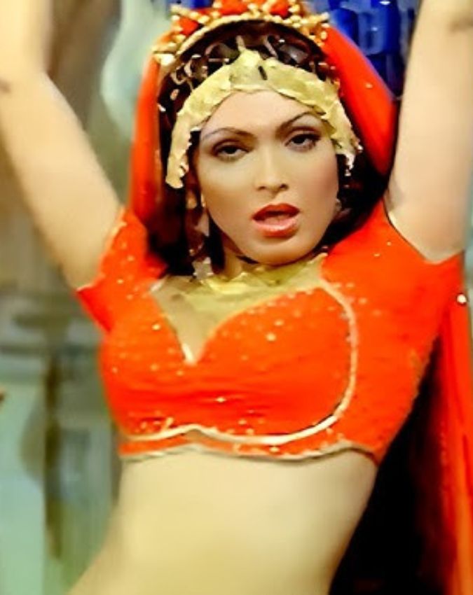 parveen babi birth anniversary 7 superhit movies-1-2-3-4-5-6-7-8