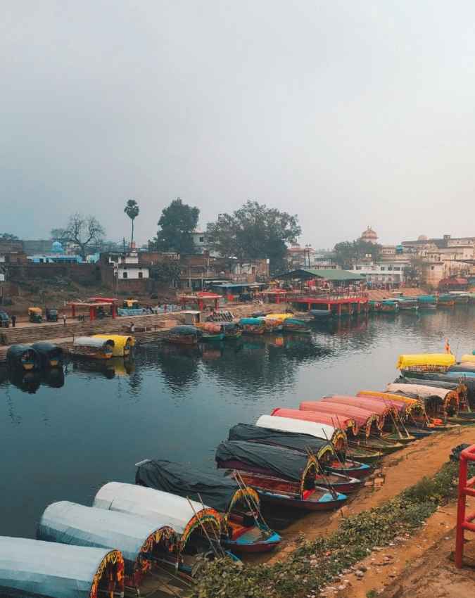 सिर्फ पानी का स्रोत नहीं है नदियां