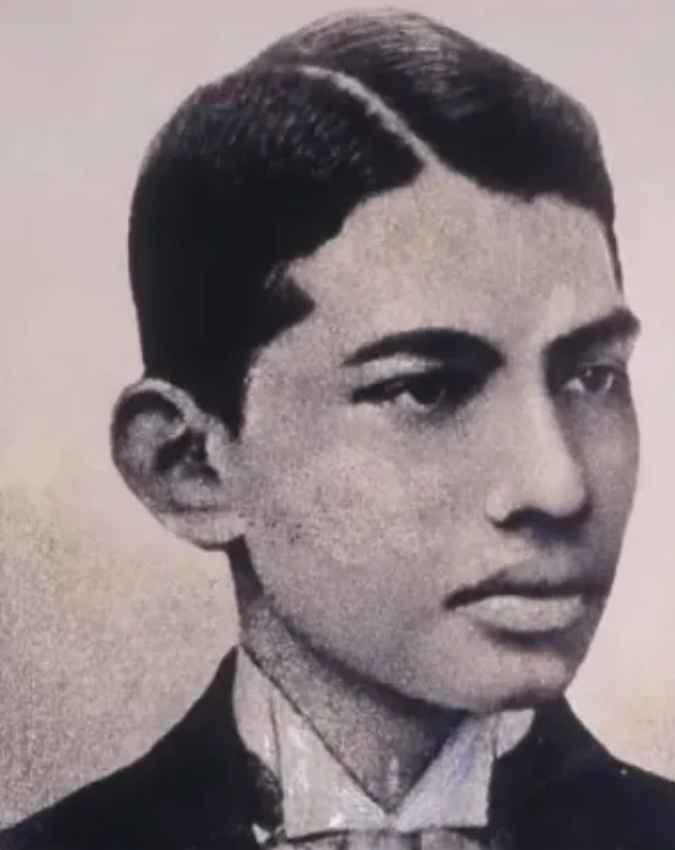 किन विषयों में कमजोर थे गांधी जी?