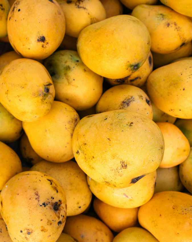 आम (Mangoes)