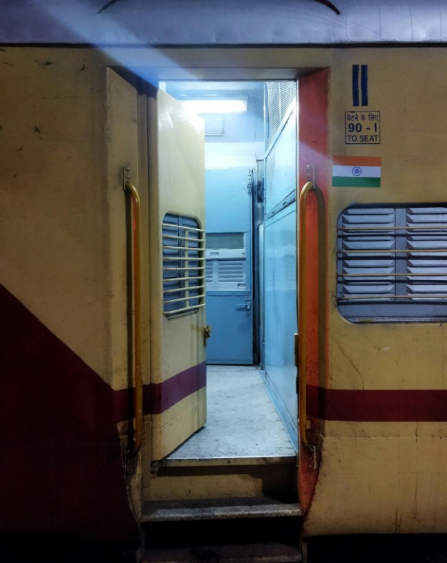 Train Me Tabiyat Kharab Kya Kare-1-2-3-4-5