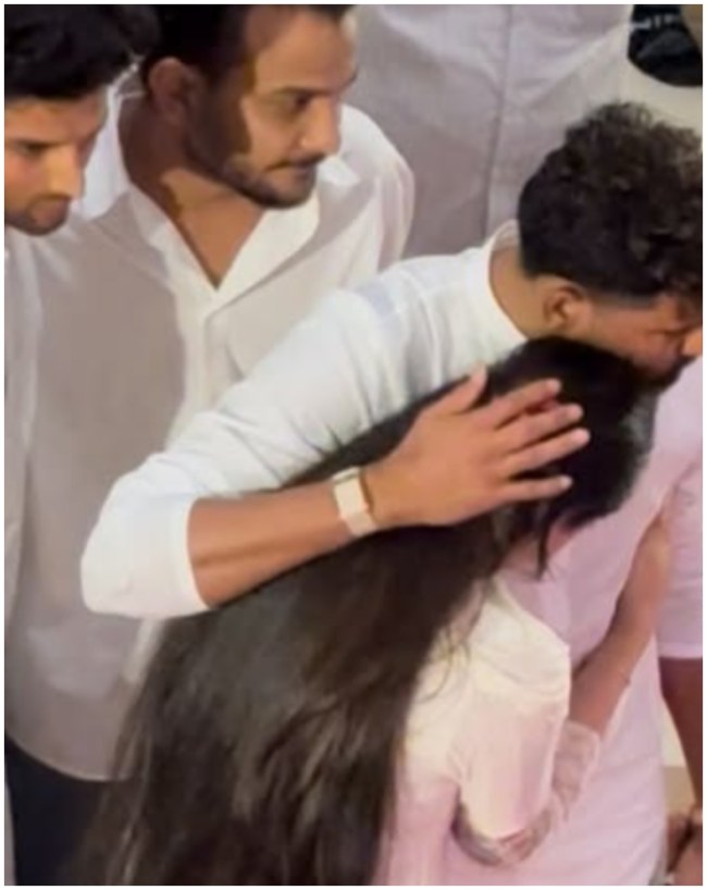 Mohammed Siraj, Zanai Bhosle-1-2-3-4-5-6