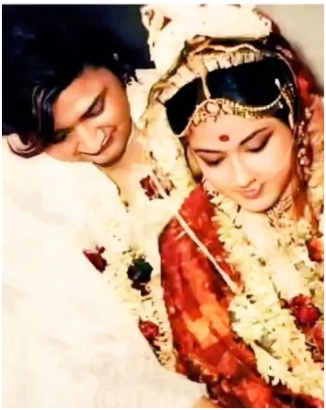 Moushumi Chatterjee-1-2