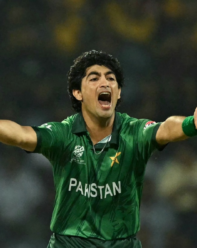 Naseem Shah-1-2-3-4-5-6