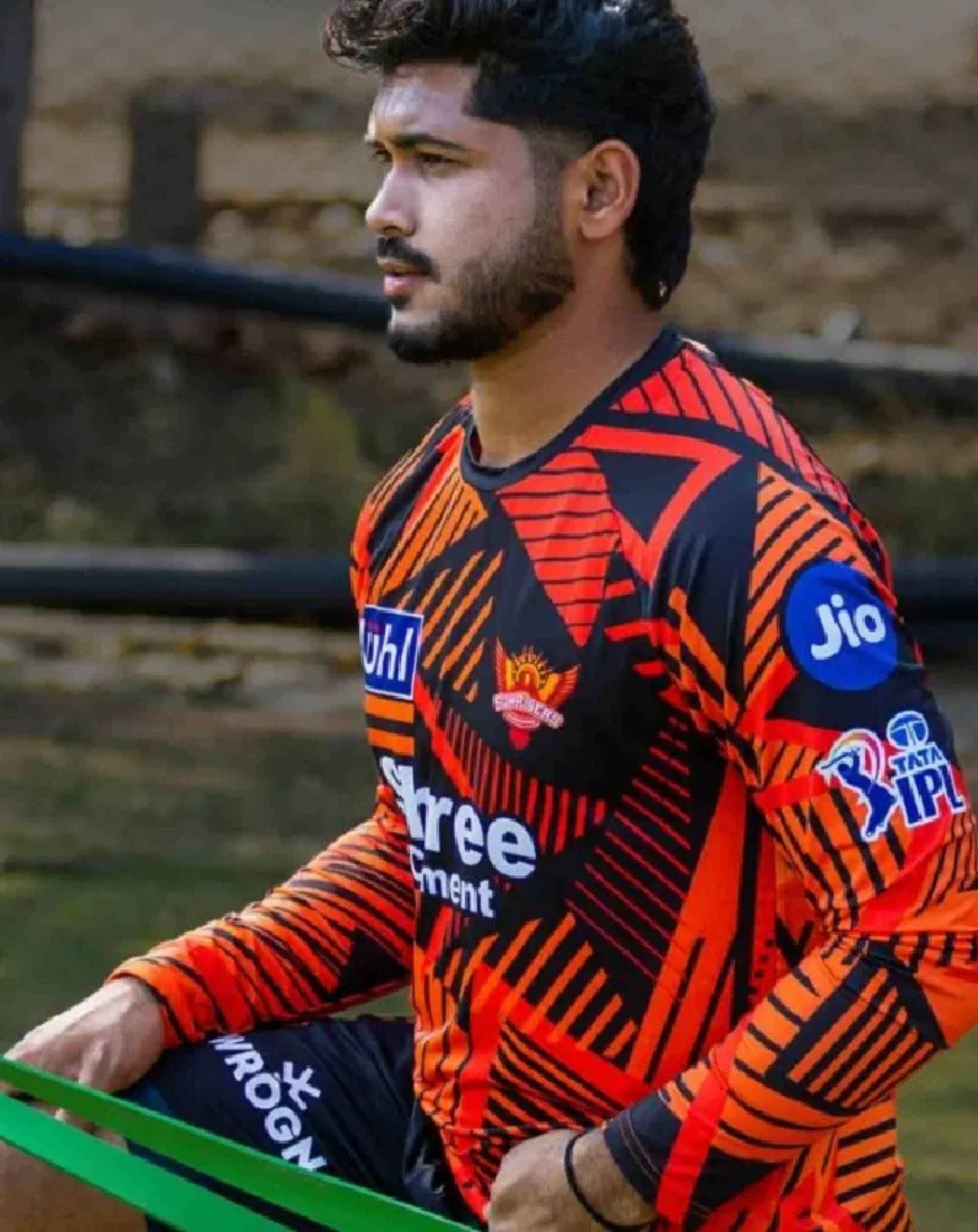 SRH ने 30 लाख में खरीदा 
