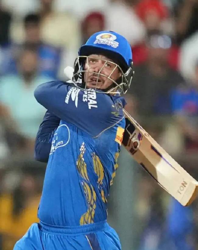 Quinton de Kock and MS Dhoni-1-2-3