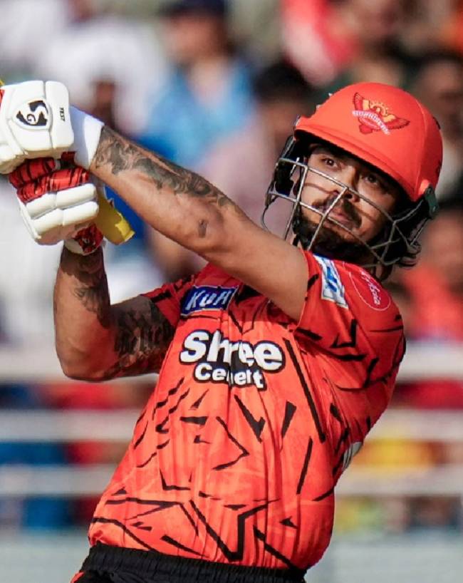 Shubman Gill and Virat Kohli-1-2-3-4-5-6