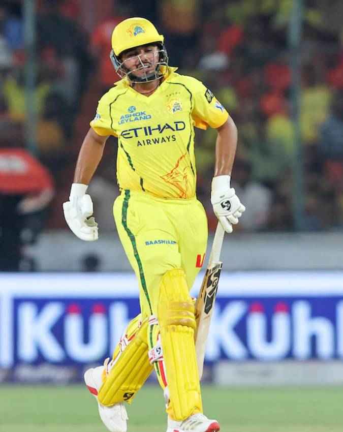 1. आयुष म्हात्रे (CSK)