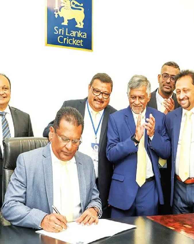 2019 से अध्यक्ष पद पर काबिज थे शम्मी सिल्वा