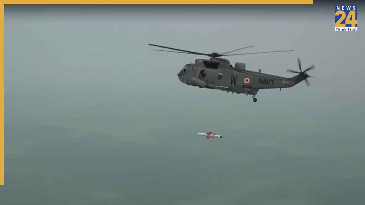 दुश्मन के जहाजों का काल! DRDO और नौसेना ने किया 'एंटी-शिप मिसाइल' का सफल परीक्षण; एक साथ दागीं दो मिसाइलें