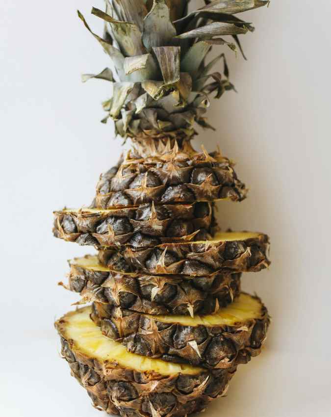 अनानास (Pineapple)