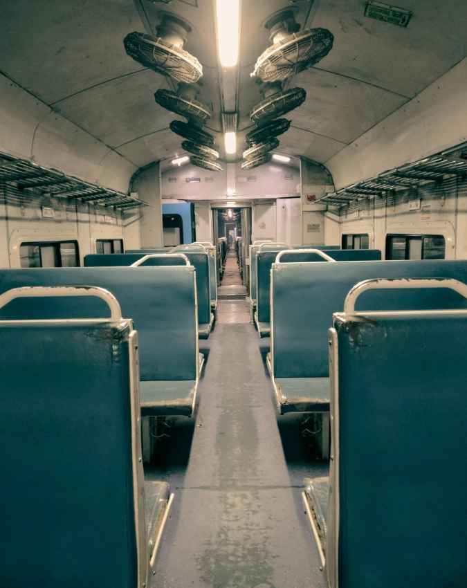 सबसे पहले शांत रहकर करें बात