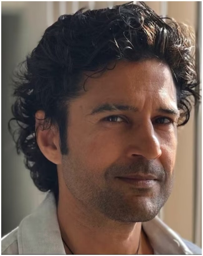 Rajeev Khandelwal-1-2-3-4
