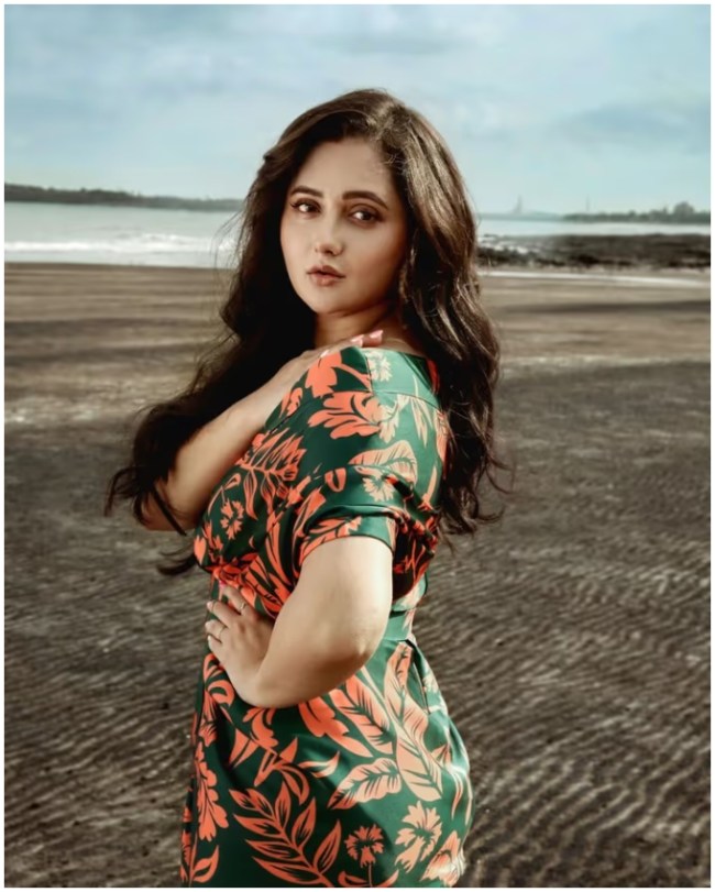 Rashami Desai-1-2