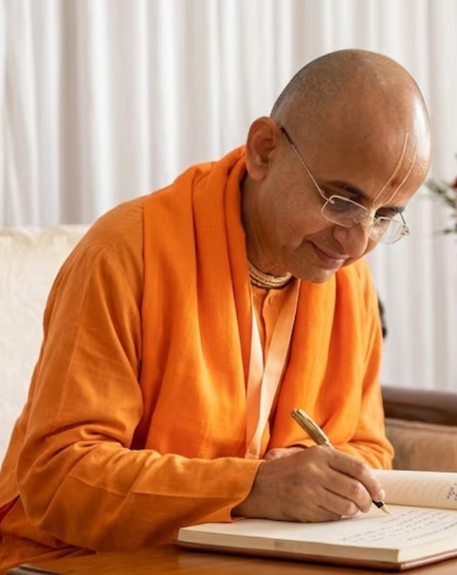 IITians Who Chose Spirituality Over High-Paying Jobs-1-2-3-4-5-6