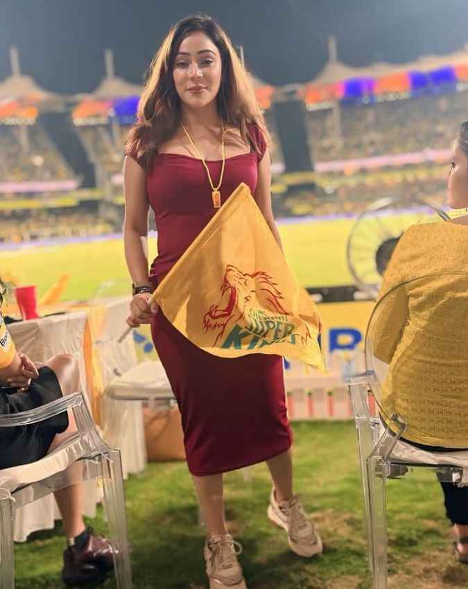 कौन है ये CSK फैन गर्ल?