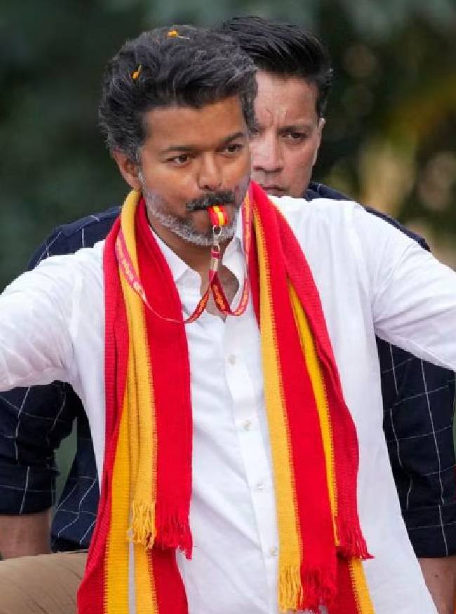 Thalapathy Vijay-1-2