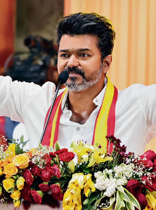 Thalapathy Vijay-1-2-3-4-5-6-7