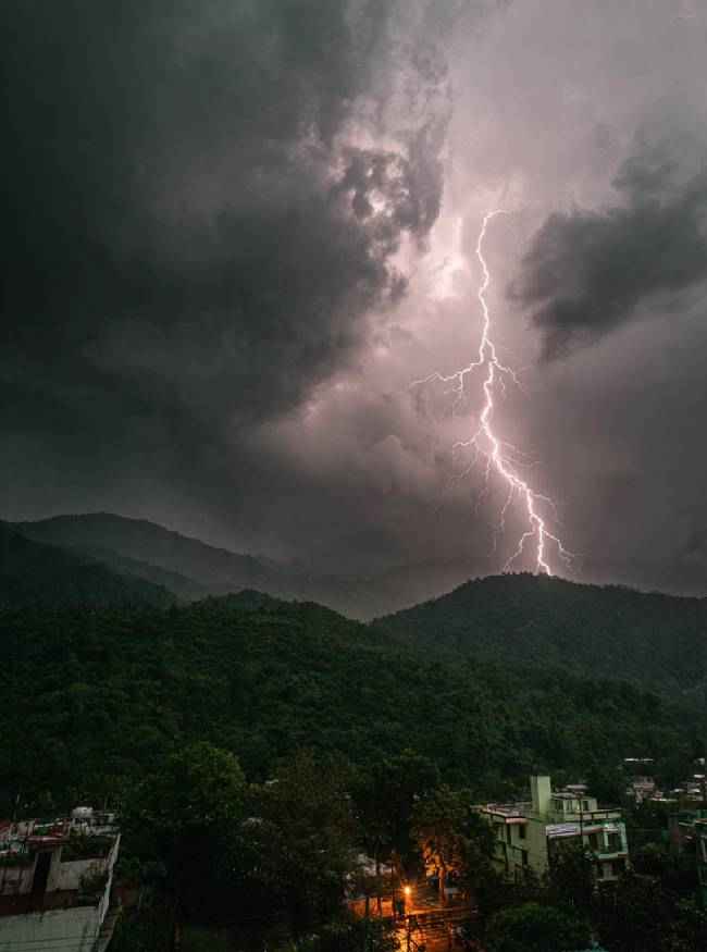 5 दिन गरज चमक के साथ बारिश होगी