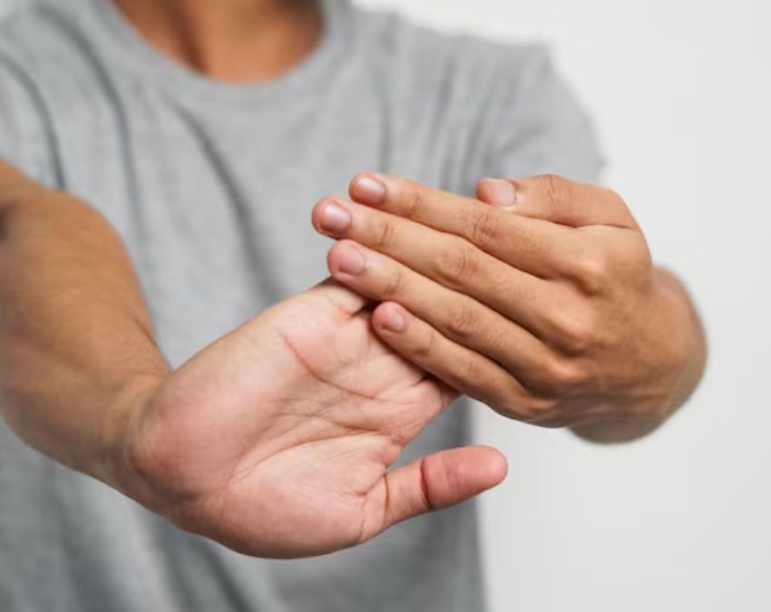 Tingling Hands Causes-1-2