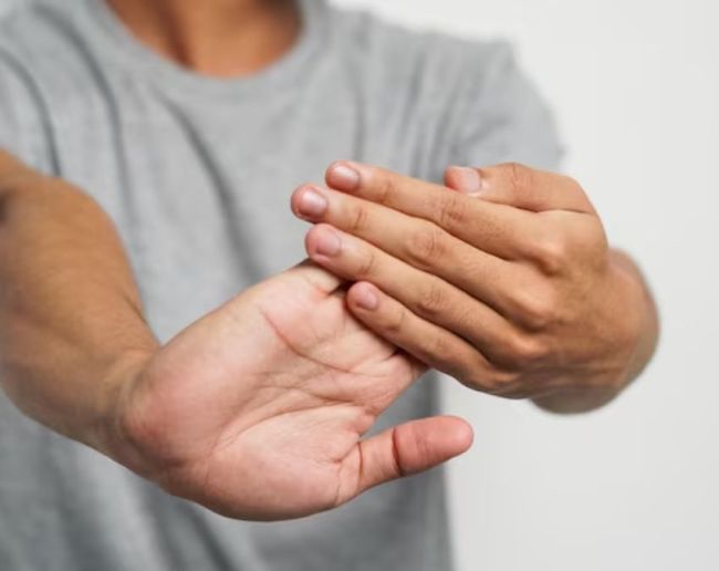 Tingling Hands Causes-1-2
