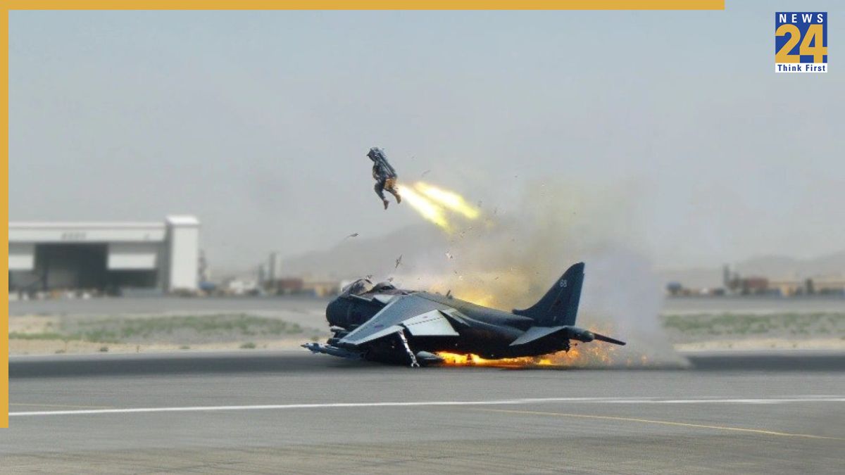 What Fighter Jet Pilots Go Through During Emergency Ejection What Fighter Jet Pilots Go Through During Emergency Ejection-1