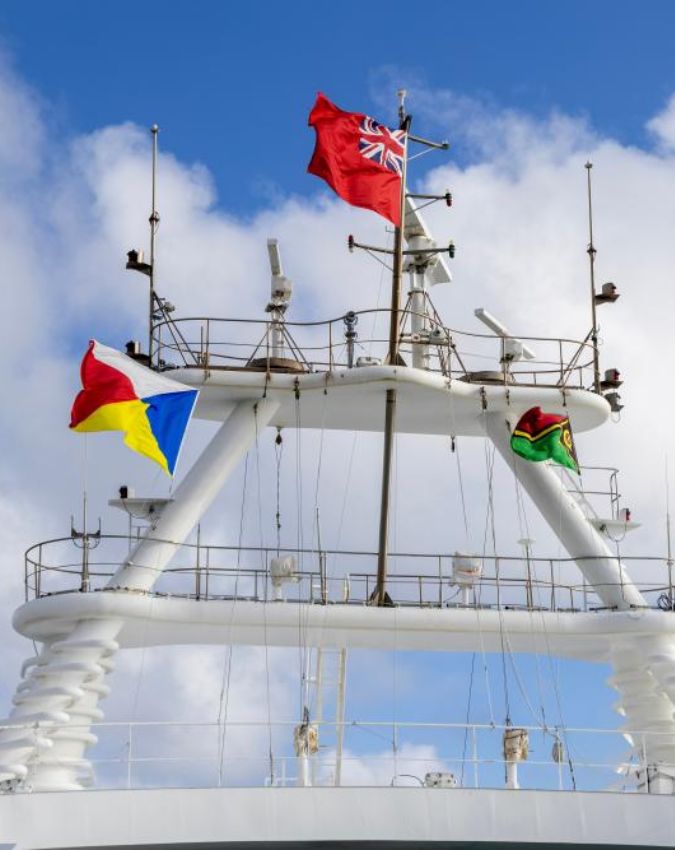 flags on ships flags on ships-1-2-3-4-5-6-7