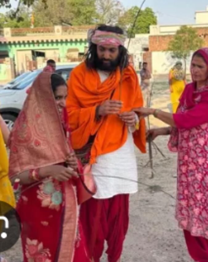 IIT Baba Abhay Singh wife Preetika-1-2-3-4