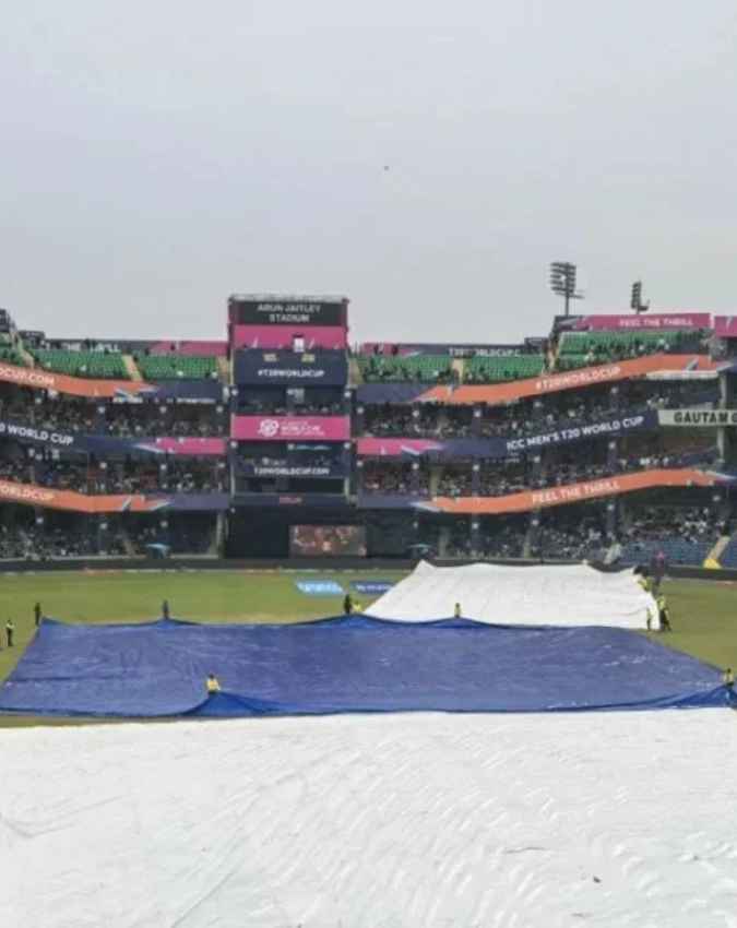 बारिश डालेगी DC vs GT मैच में खलल