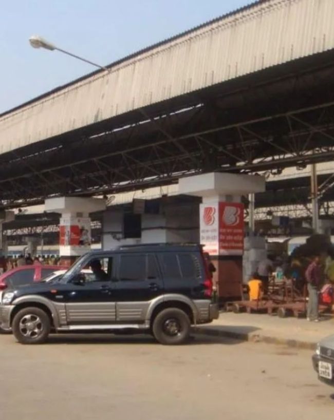 Howrah Railway Station-1-2-3-4-5-6