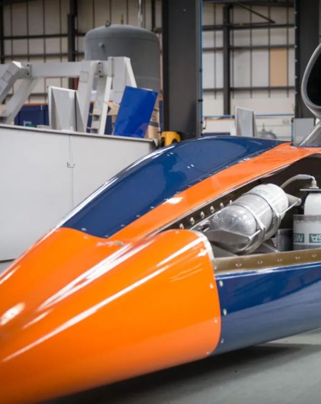 Jet-Powered Cars-1-2-3-4-5-6-7-8