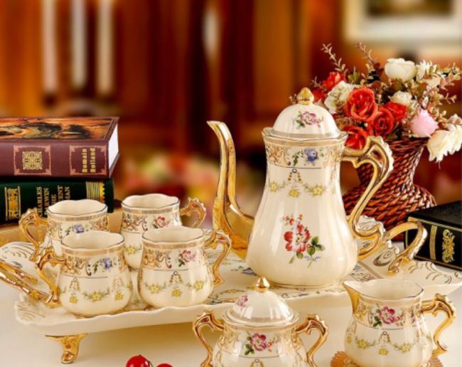 Mukesh Ambani Wife Nita Ambani Konsi Chai Piti Hain-1-2-3-4