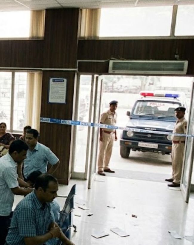 Jharkhand Bank Robbery-1-2-3-4-5