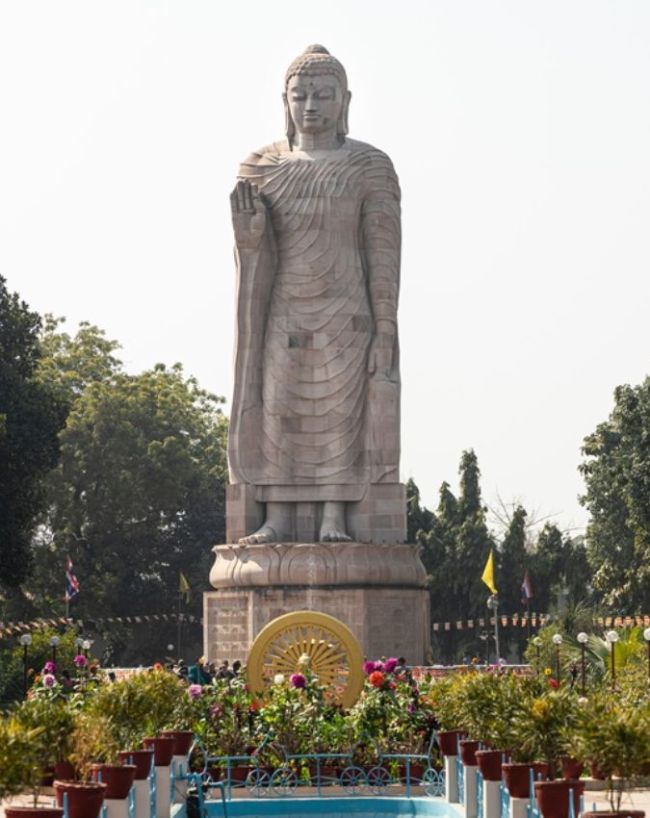 Top 8 Famous Religious Places in Uttar Pradesh You Must Visit Once in Lifetime-1-2-3-4-5-6-7-8-9