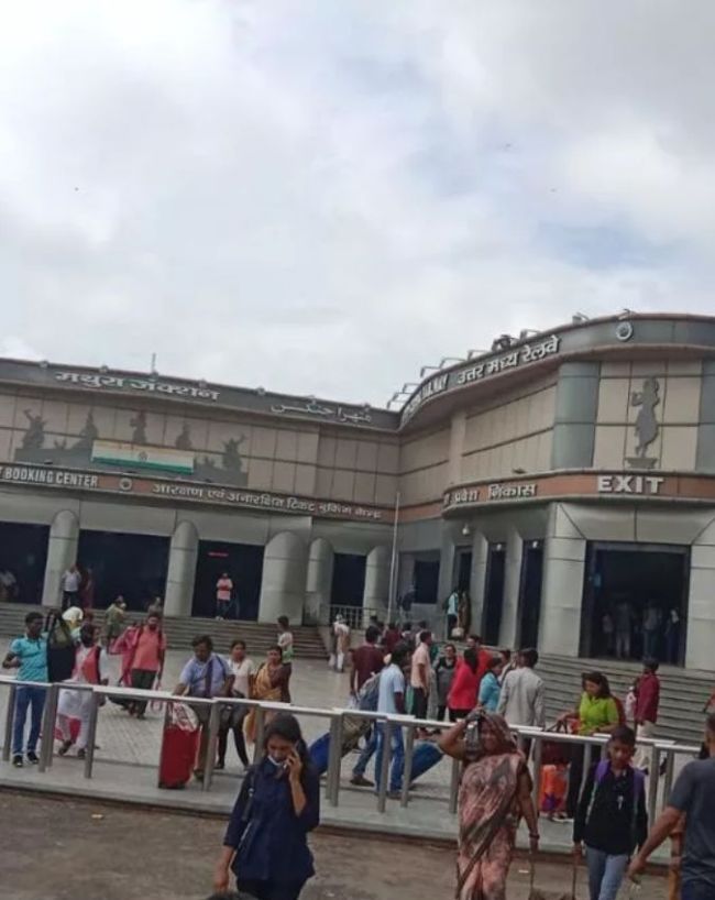 Mathura Railway Station-1-2-3-4