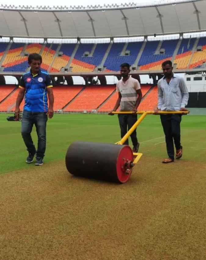 GT vs RCB मैच की पिच रिपोर्ट
