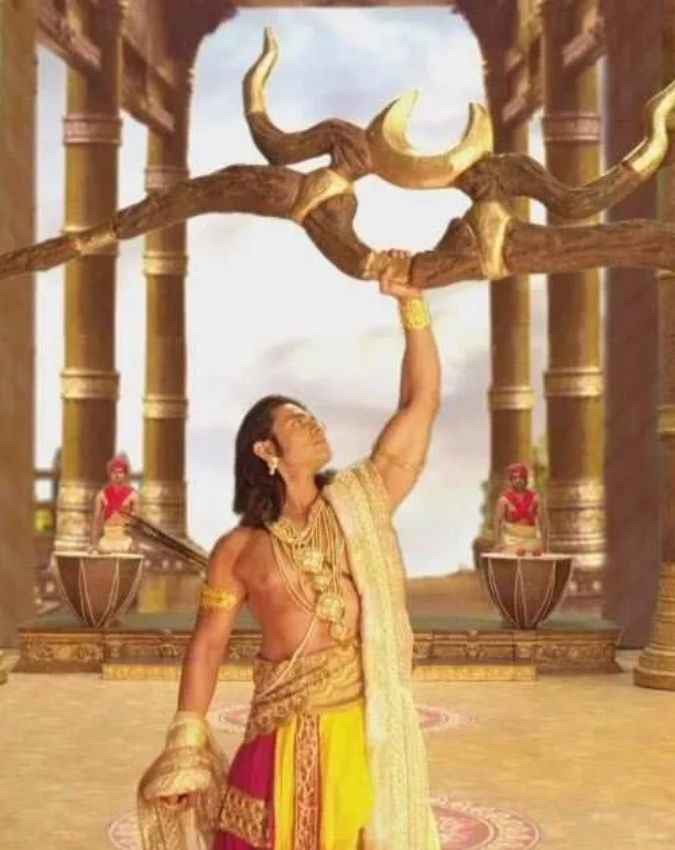 बेहद भारी था धनुष