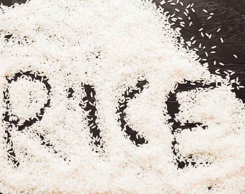 कब बिल्कुल न खाएं पुराना चावल?