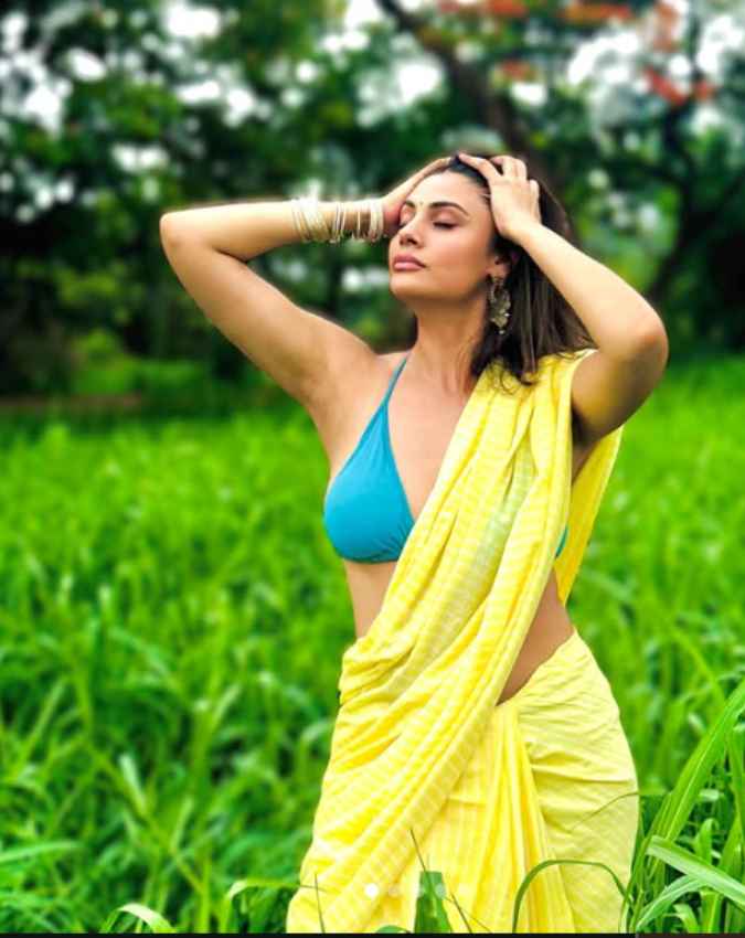 सोशल मीडिया पर रहती हैं एक्टिव