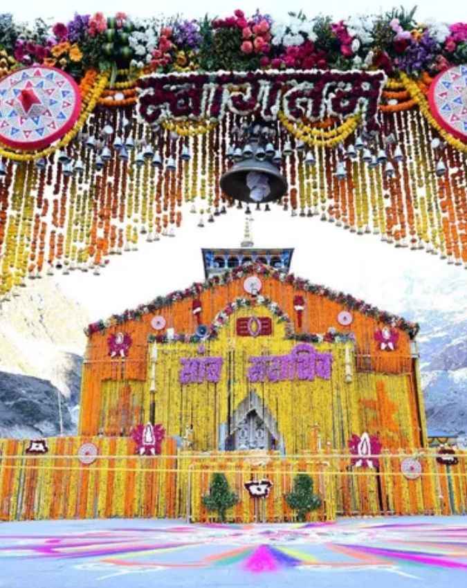 साल में 6 महीने खुलता है मंदिर
