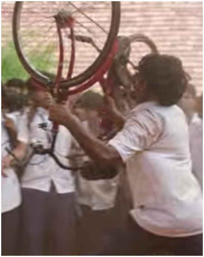 विपिन दास ने लिखी है कहानी