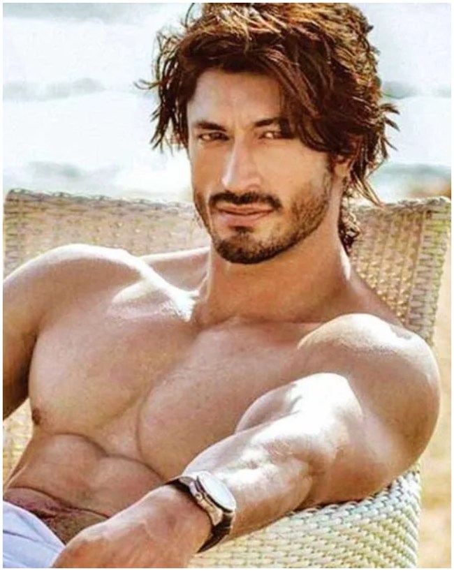 Top 10 popular Indian celebrities on IMDb this week-1-2-3