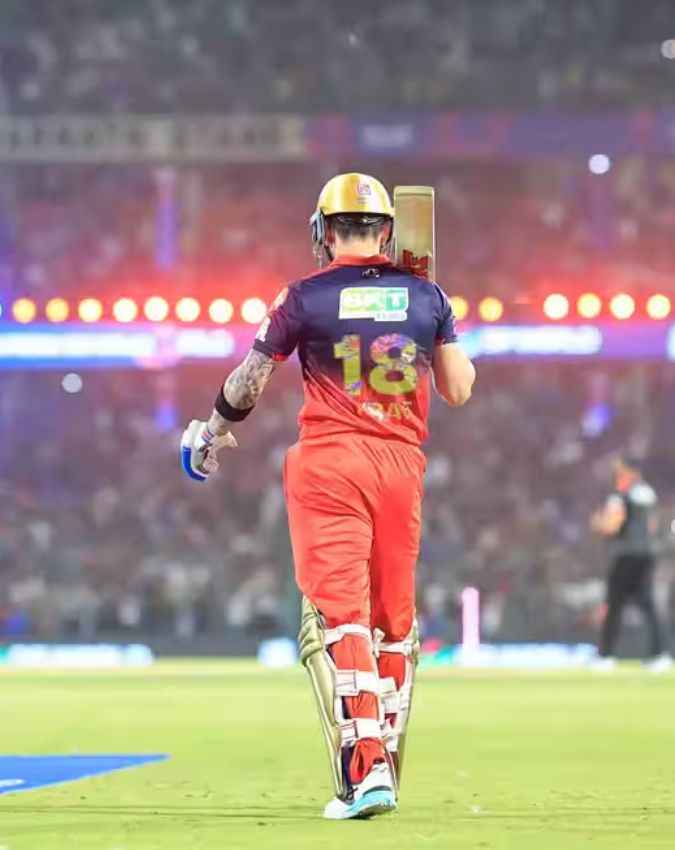 बड़ा शॉट खेलने के चक्कर में हुए आउट 