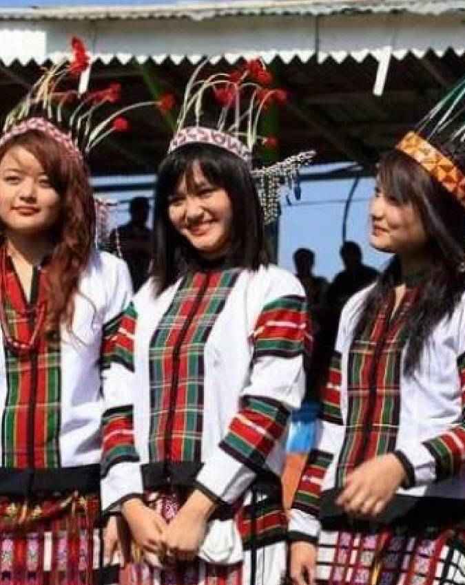 क्यों यहां महिलाएं चलाती हैं दुनिया?