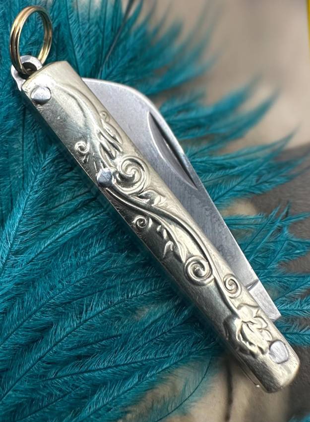 Bedroom-Vastu-Tips-1-2-3-4-5-6-7-8-9