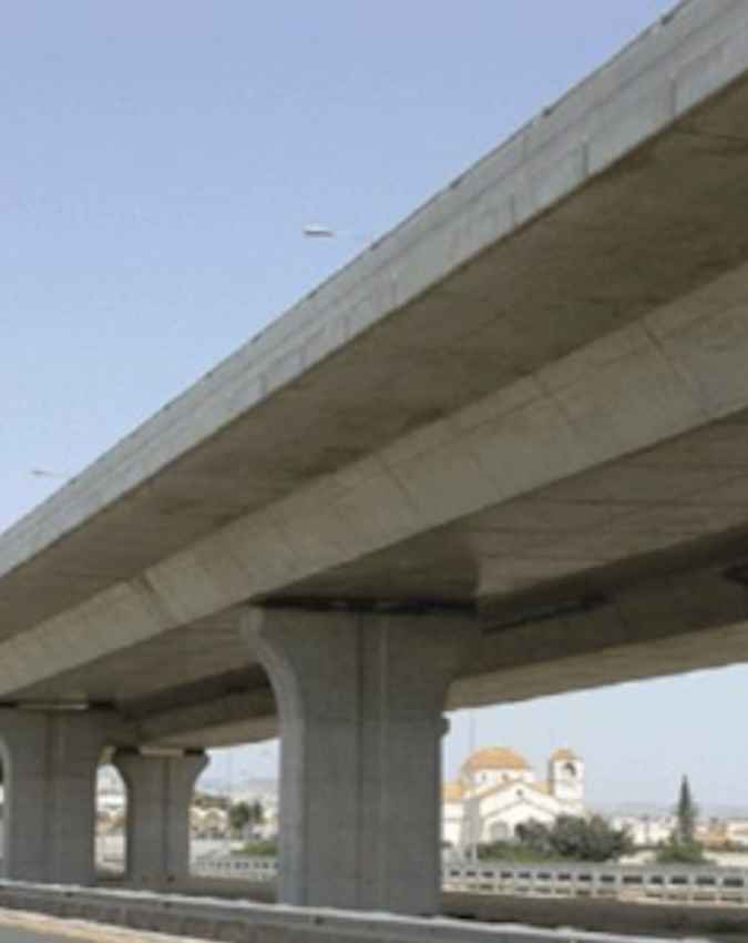 तालकटोरा स्टेडियम के पास सुरंग या फ्लाईओवर