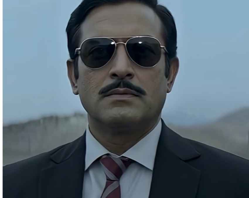 अजय सान्याल बने संजीव कुमार