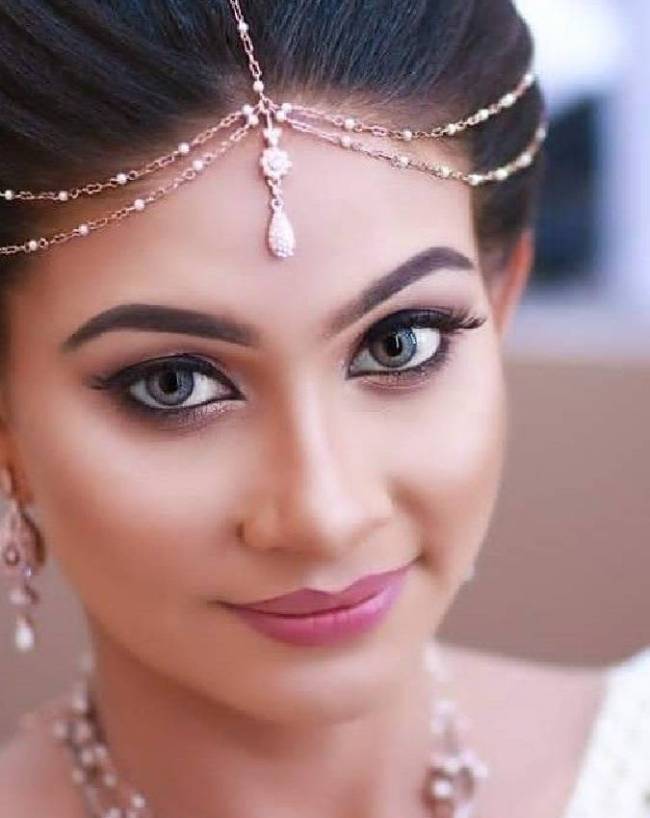 women-face-signs-1-2-3