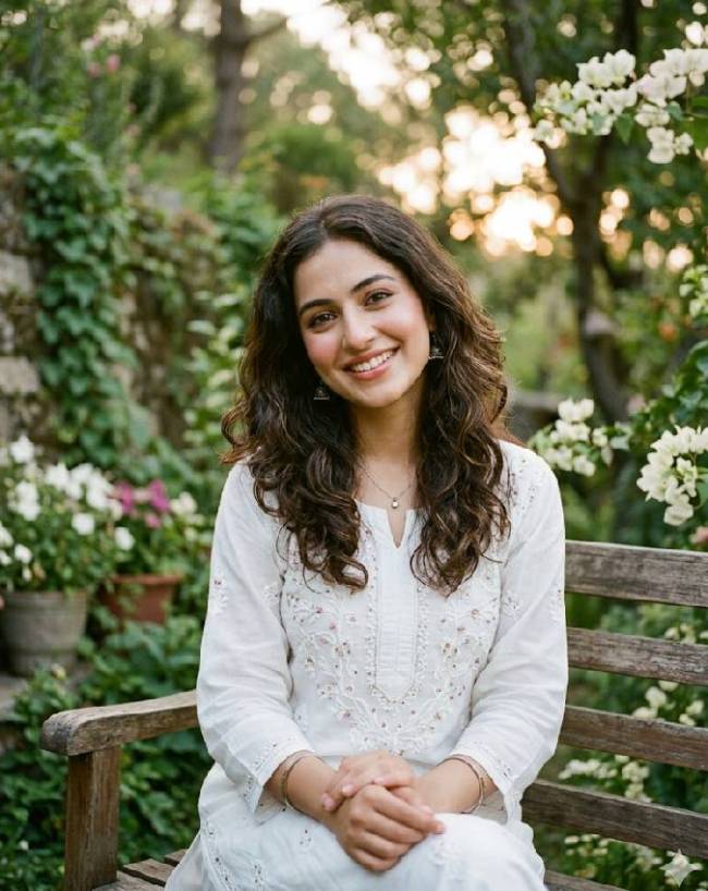 women-face-signs-1-2