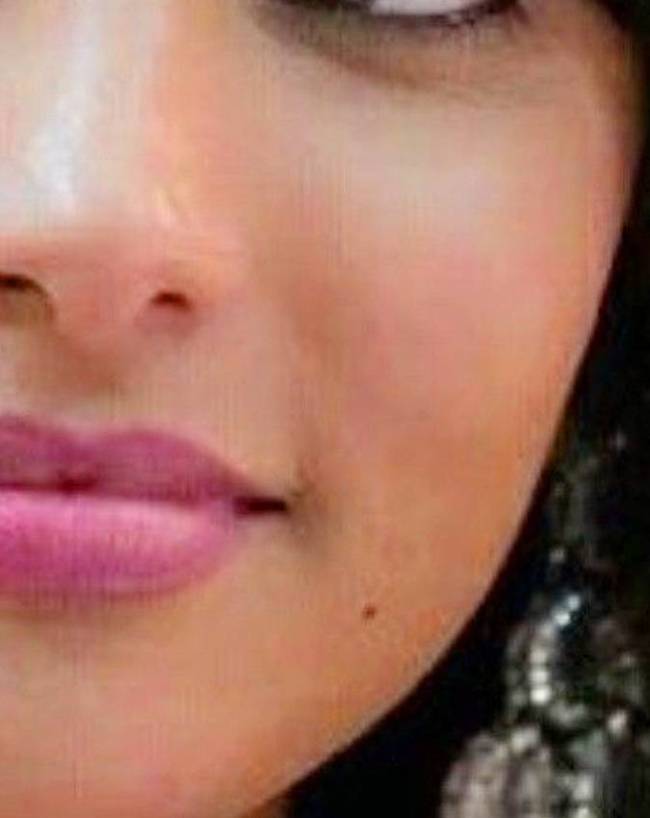 women-face-signs-1-2-3-4-5-6-7-8